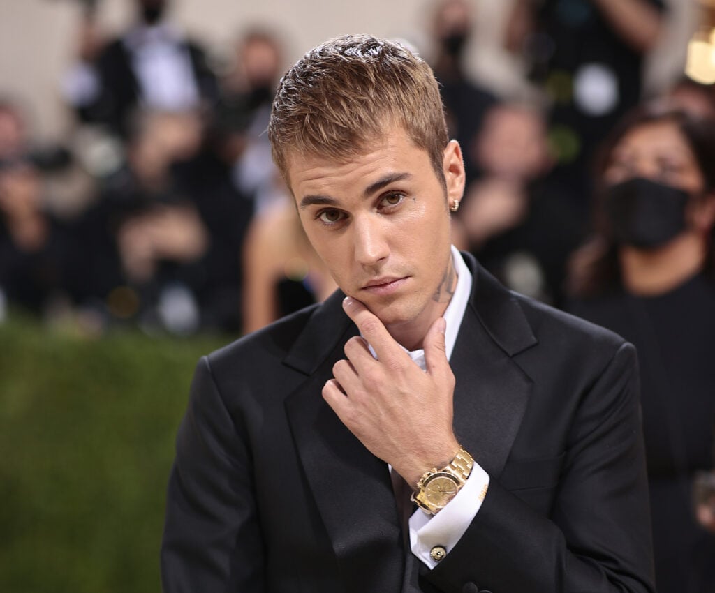 Justin Bieber attends The 2021 Met Gala Celebrating In America: A Lexicon Of Fashion at Metropolitan Museum of Art on September 13, 2021 in New York City. 